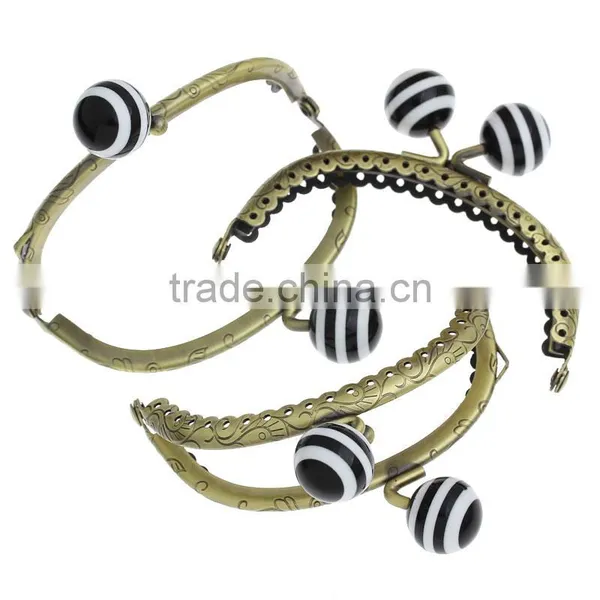 Fashion Antique Bronze Black & White Resin Ball Flower Metal Frame Kiss Clasp Arch For Purse Bag photo-3