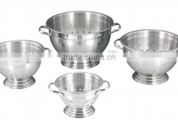 Stainless Steel Colanders With Stand and Handles photo-2