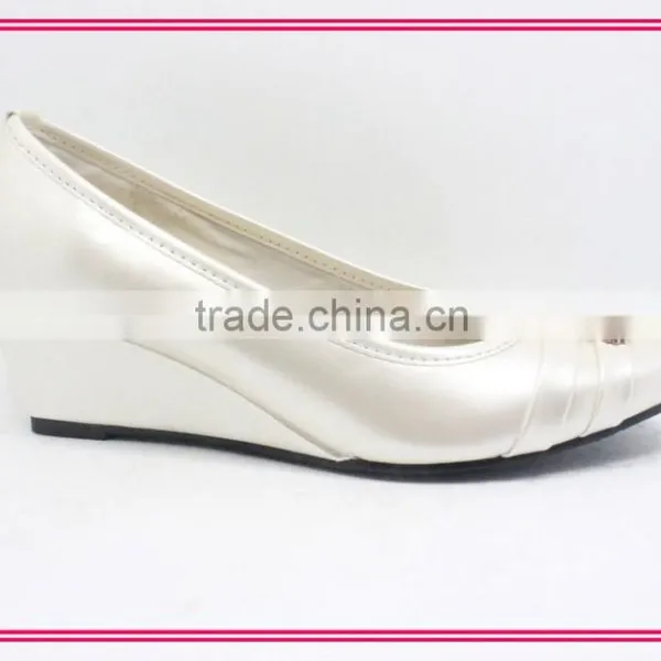 2015 Medium Heel Wedge Woman Fashion Cheap Shoes photo-2