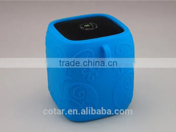 2015 New Portable Mini Waterproof Bluetooth Speaker With fm Radio,aux Line In,handsfree Call,TF Card Slot photo-3
