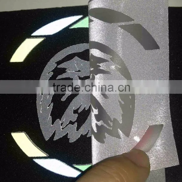OEM LABEL With Reflective Plastisol Heat Transfer for Clothing photo-4