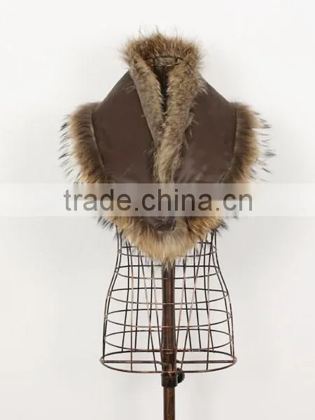 Lady's Soft Raccoon Fur Collar RC15 photo-5