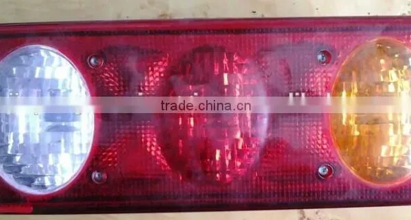 THREE SQUARE MERCEDES BENZ TRUCK TAIL LIGHT photo-2