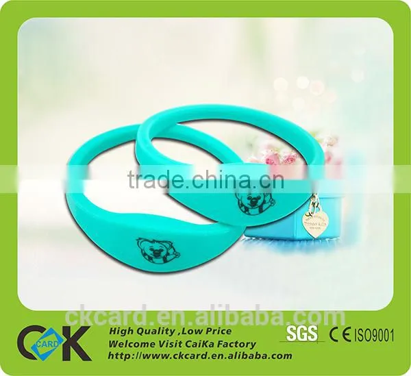 Wholesale Waterproof Silicone Sport Bracelet/RFID Bracelet photo-3