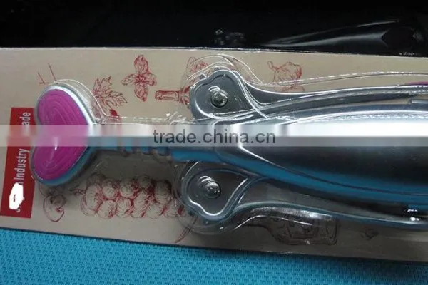 K2017 2wings Wine Opener photo-2