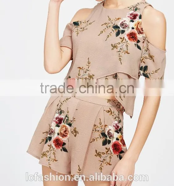 Two Piece Set Women Clothing Floral Print Cold Shoulder Crop Split Top With Shorts photo-4