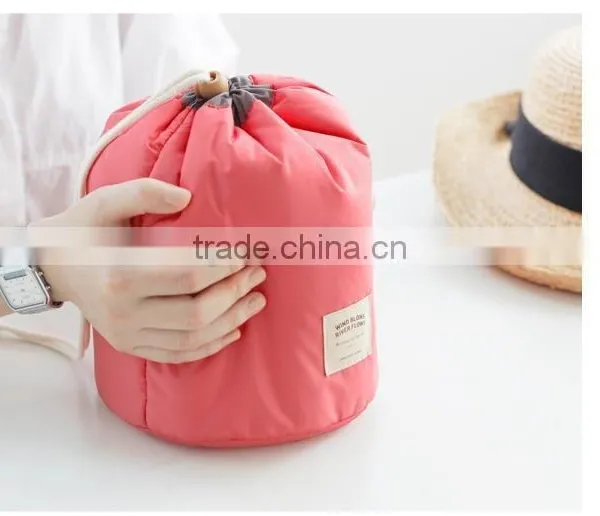 Hot Selling Popular Professional Travel Make-up Pouch Mini Size Large Capacity Travel Dresser Pouch photo-4