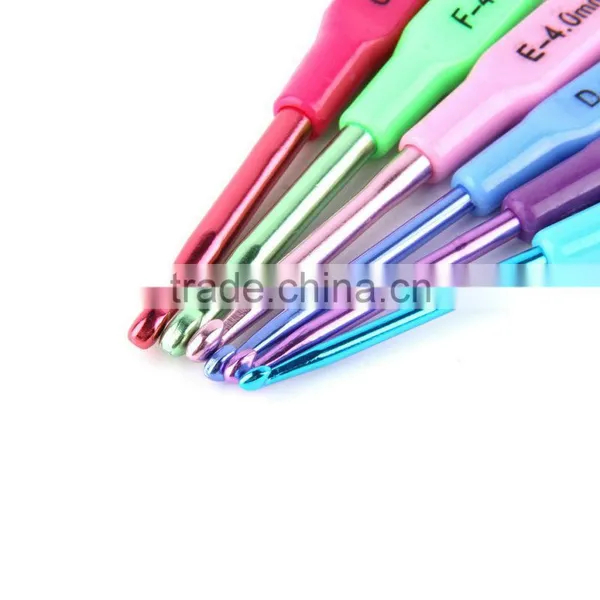 2017 New 6pcs Multicolor Knitting Needles Colorful Plastic Handle Aluminum Crochet Hooks Template Knit Needles Weave DIY Crafts photo-2