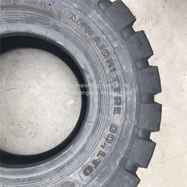 20.5/70-16 Semi-solid Tyre 20.5/70R16 Pattern Deepened Forklift Loader Tyre photo-2