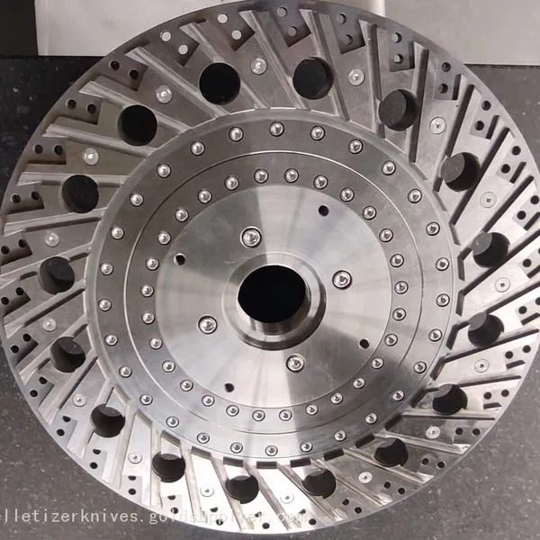 Flexible Pelletizer Knife Holder for Underwater Cutting Plastic Granules Line Carrier for Pelletizer Knives photo-4