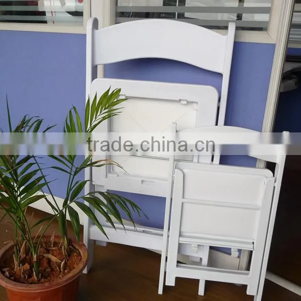 Made in China Outdoor Popular Resin Wedding Plastic Folding Chair photo-2