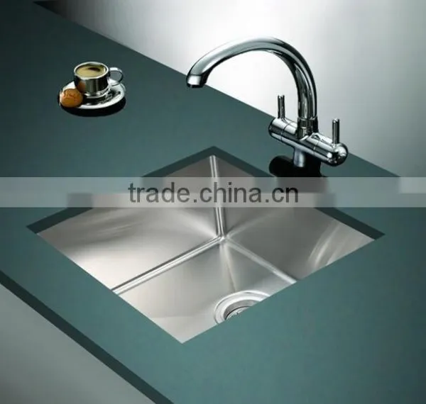 SUS304 Handmade Undermount Single Bowl Handmade Bar Sink Made in China photo-4