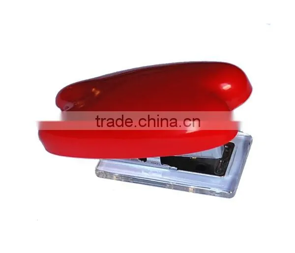 BINB588 KIDNEY SHAPE STAPLER