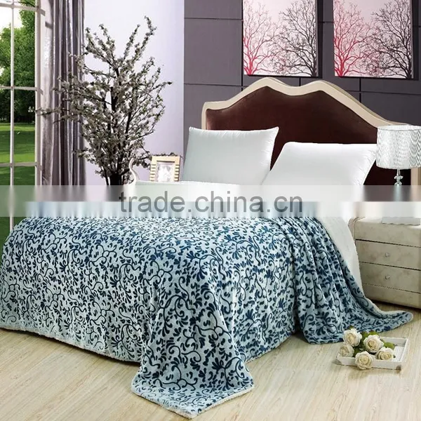Double Layers Embossed Flannel Blanket With Sherpa Back photo-4