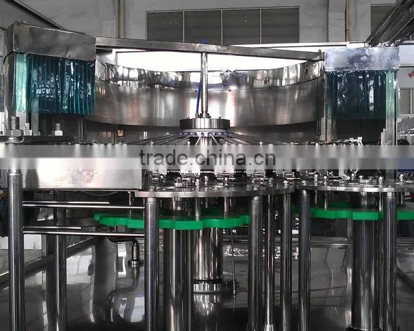 PET Bottle Carbonated Beverage Filling Machine photo-2