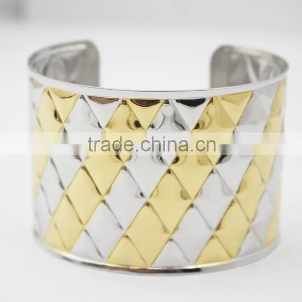 Stainless Steel Bangle Jewelry Engraved Cuff Bracelet photo-3
