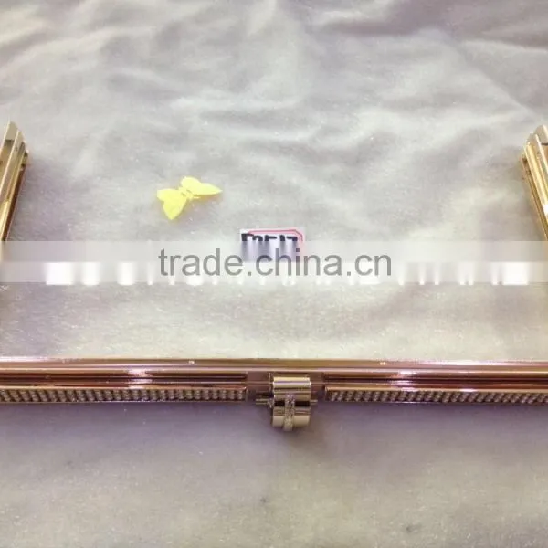 2016 Fashion Alloy D Buckle Handle