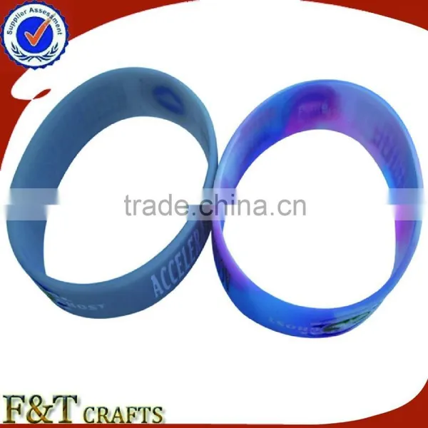 Promotional Cheapest Debossed Silicone Wristband