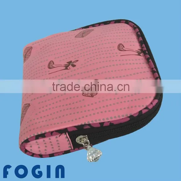 Customized New Design of Beautiful Cosmetic Bag photo-2