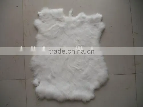 Tanned Rabbit Fur Skin, Dyed Color photo-2