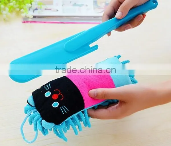 Cartoon Chenille Household Duster photo-3