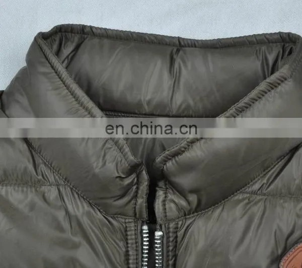 2015 Latest Fashion Stylish Embroidery Patch Fit Men Down Jacket photo-4