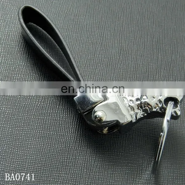High Quality Leopard Head Shaped Personalized Metal Leather Key Chains photo-4