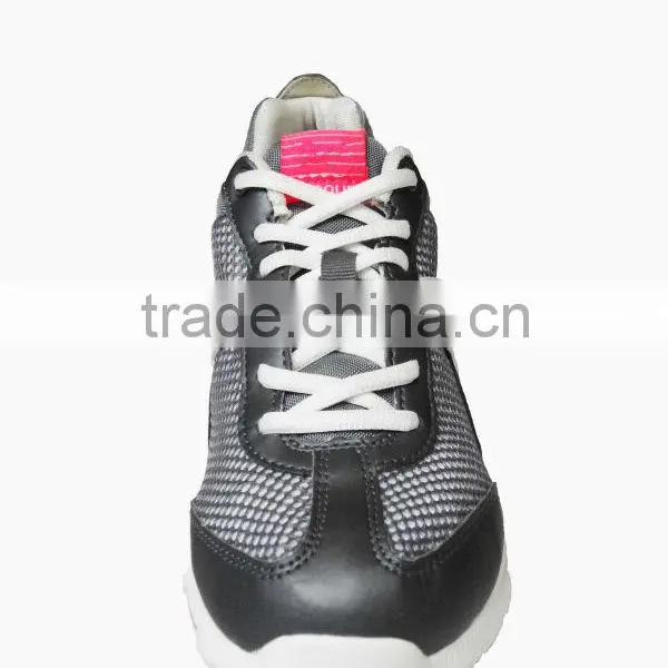 Featherweight Flexible Running Sport Shoe photo-3