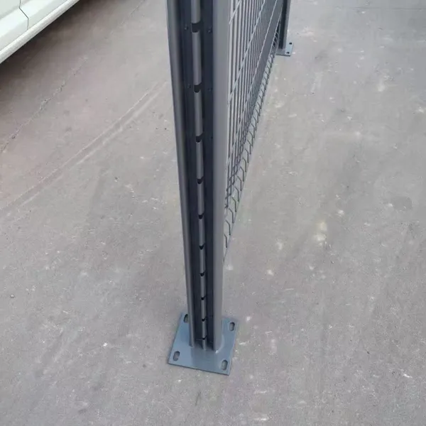 Custom Size 3D Curved Fence for Airport Perimeter Security With Crash-Rated Standards photo-2