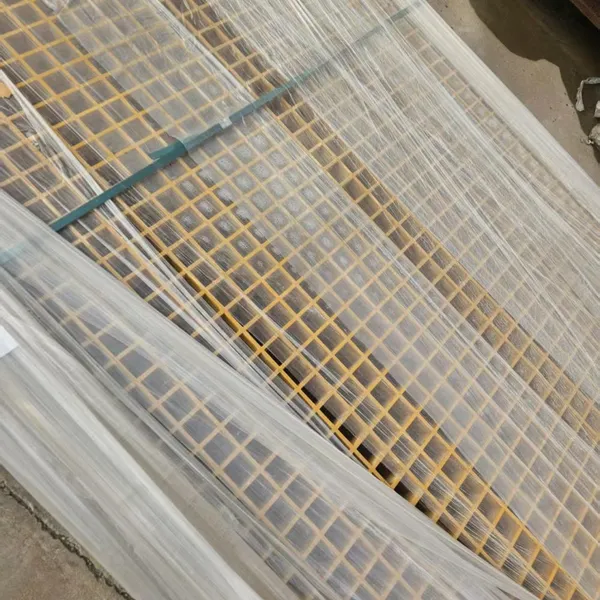 Tennis Court FRP Grating Weather Wear Resistant Anti Slip Outdoor Court Surround Panel