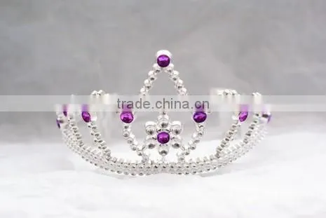 8.5cm High X 12cm Diameter Metallic Silver Heart Plastic Tiaras and Crowns photo-2