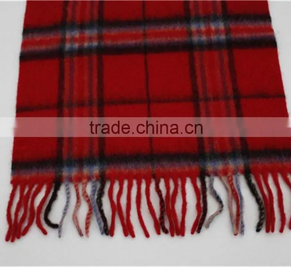 Red Yarn Dyed Checked Pure Wool Scarf With Fringe photo-5