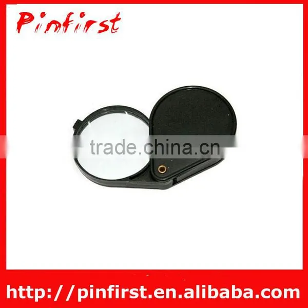 4X Plastic Mini Magnifying Glass With Rotatable Lip