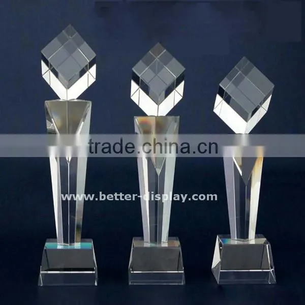 Custom Clear Acrylic Organic Glass Pyramid Paperweight photo-4