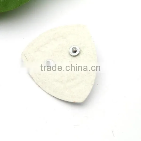 White PU Leather Sew on Patches With Gold Metal Plates Fashion Clothing Label for Jeans/jacket PLB-020 photo-3