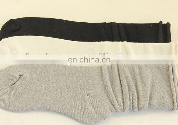 2016 Custom Fashion Boarding Machine Socks Professional Factory photo-3