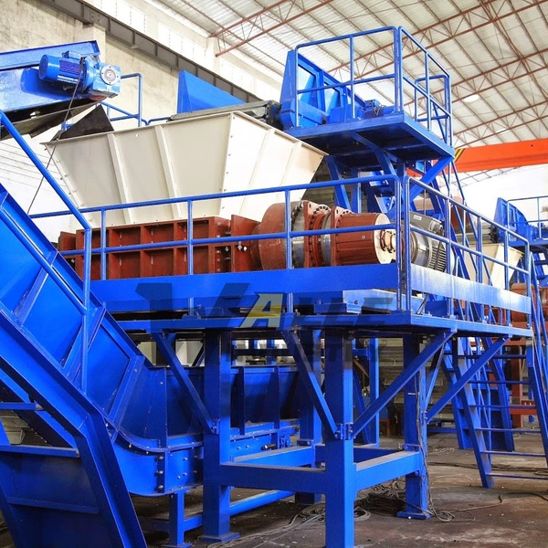 Factory Direct Sale Heavy Duty Tyre Shredder Machine photo-2