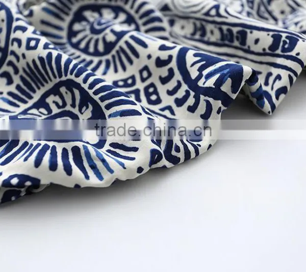 Summer Children Girl Clothes Set China Blue And White Strapless 2pcs Clothing Sets photo-4