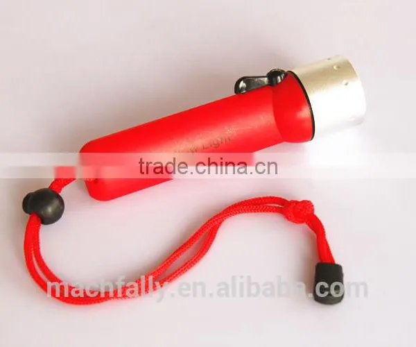Hot Sale Magnetically Controlled 180LM Diving Flashlight Underwater IP68 Submersible 15-20 Meter photo-2