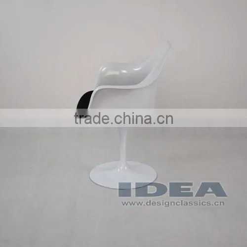 Replica Eero Saarinen Tulip Arm Chair - Black Cushion photo-3