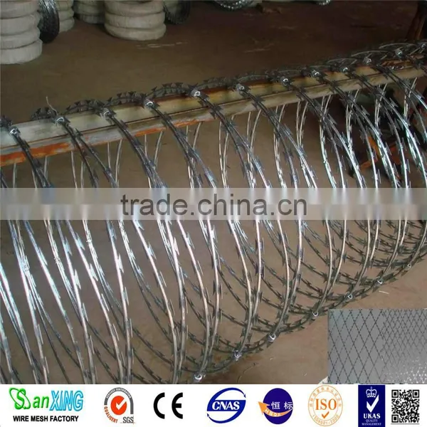 2017low Price Concertina Plastic Coated Razor Barbed Wire photo-3