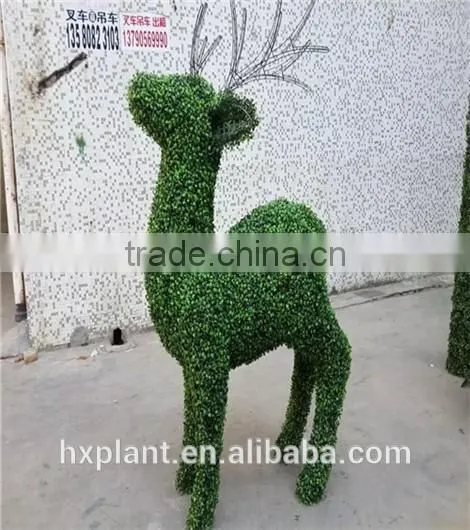 Small Sculpture Aritificial Green Sculpture Plastic Fake Plant Artificial Sculpture Plastic Statue photo-2