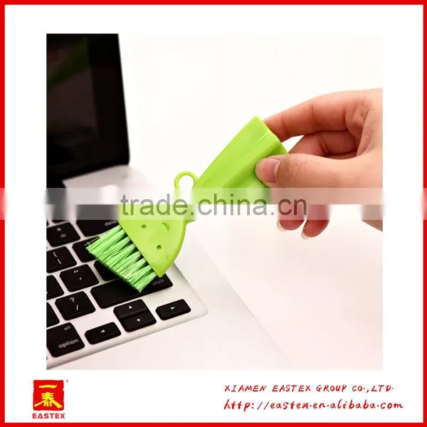 Stylish Cute Smile Face Shaped Bristle Brush for Crevices photo-2
