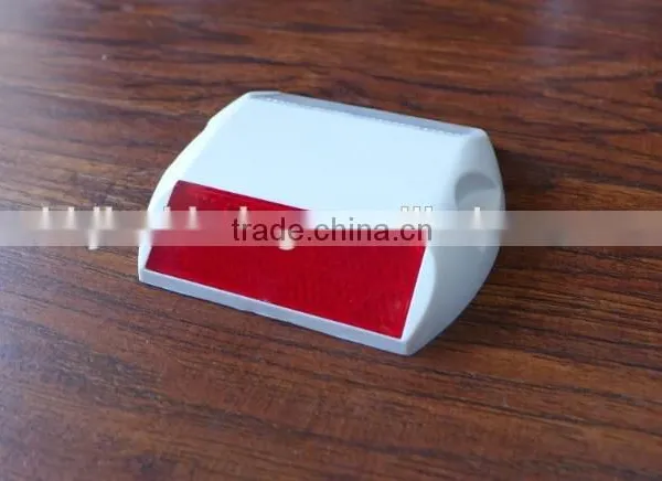 Highway Brightness Durable Plastic Road Stud ,cheap Price Plastic Road Reflector photo-6