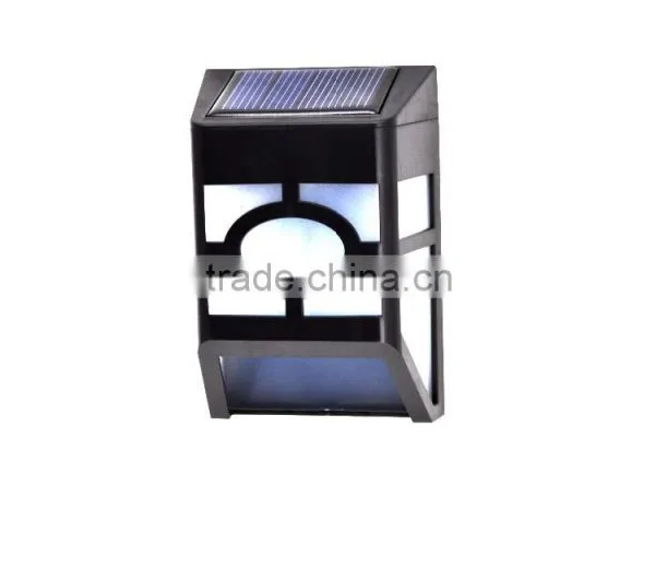 18LM 2V 120MA Waterproof Solar Wall Lamp for Hotel Garden photo-4