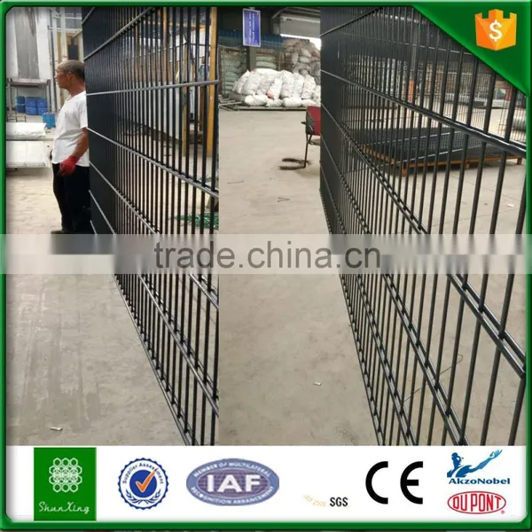 2016 Galvanized Pvc Coated Security Fence Sports Netting photo-4