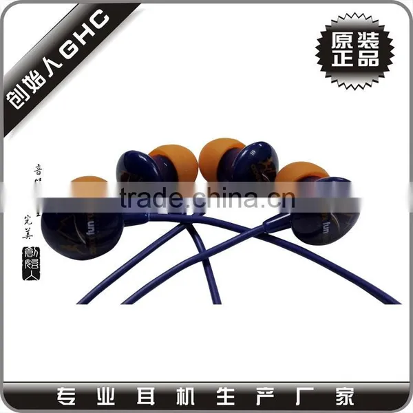 Blister Package Earphone With Embossed Logo for Gift photo-4