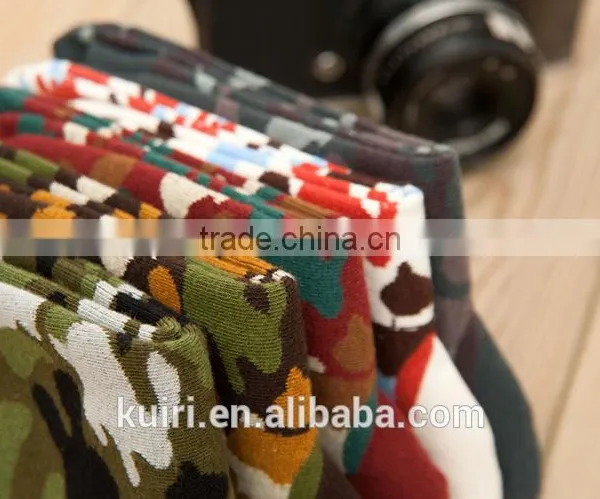 New Autumn Winter Cotton Men Socks Wholesale Korean Classic Camouflage Socks photo-3