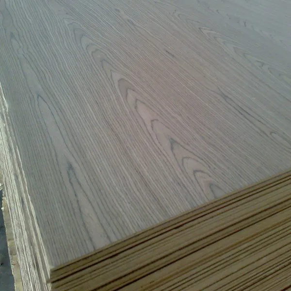 Modern Style Walnut Veneer Faced Fancy Plywood 3mm-18mm Poplar Furniture E0 Formaldehyde Emission Standards photo-3