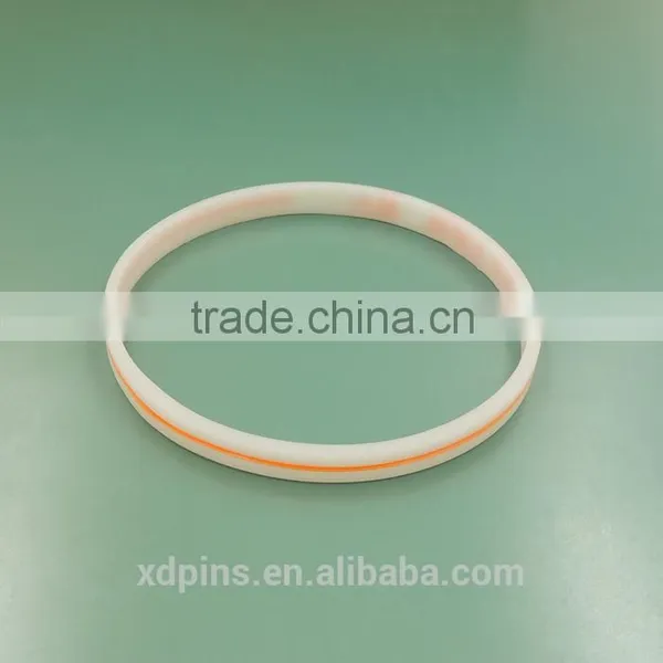 Personality Design Simple Pink Silicone Wristband photo-3